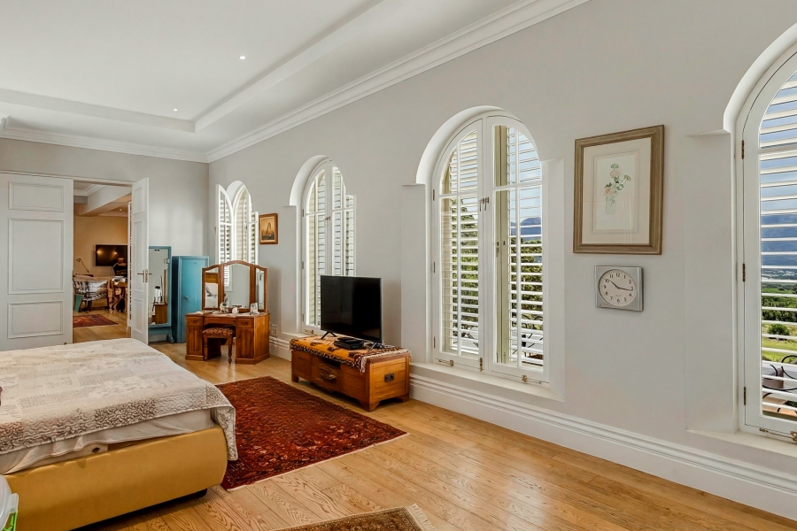 5 Bedroom Property for Sale in Somerset West Rural Western Cape